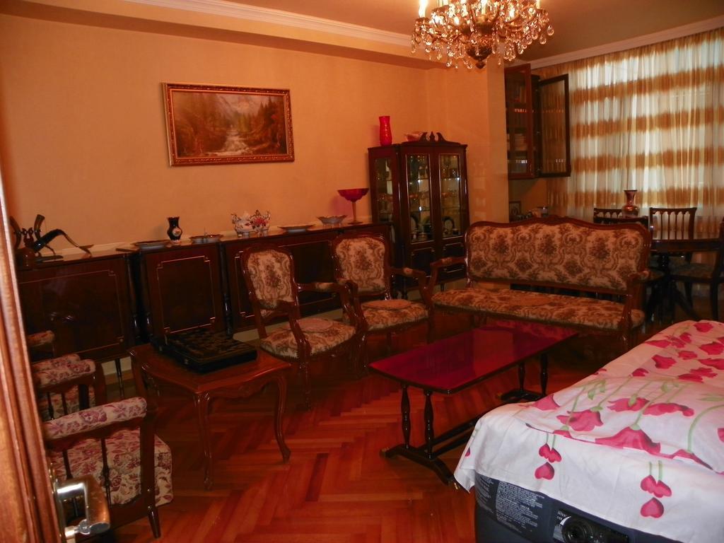 Apartment Rusudan Μπατούμι Δωμάτιο φωτογραφία