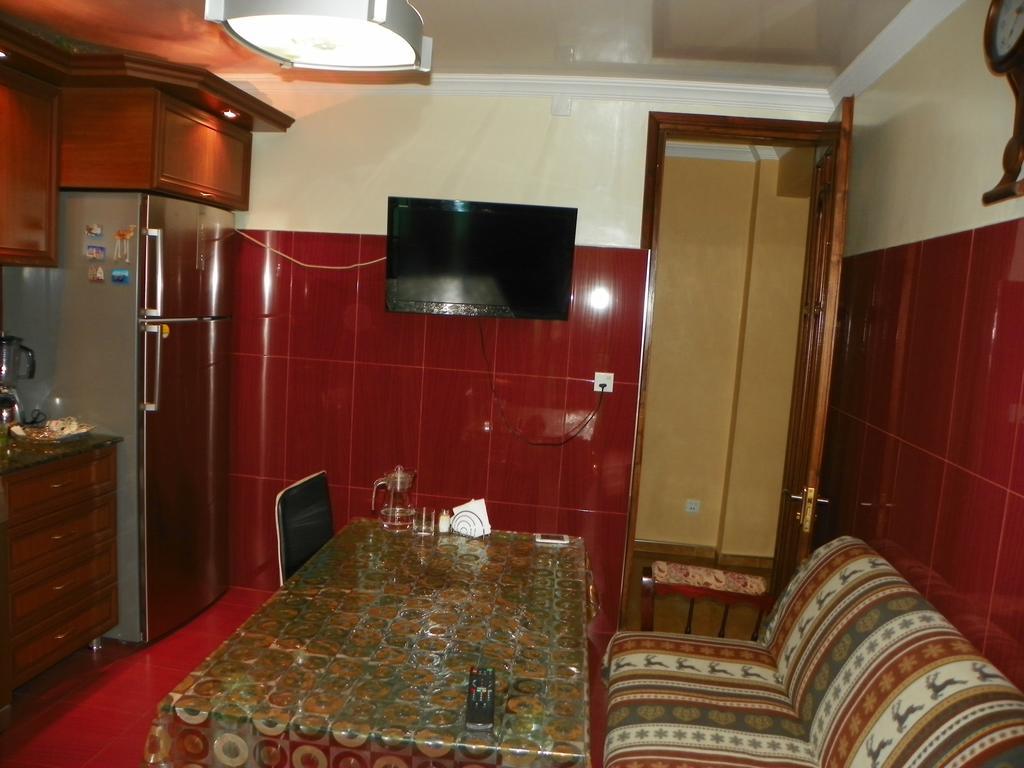 Apartment Rusudan Μπατούμι Δωμάτιο φωτογραφία